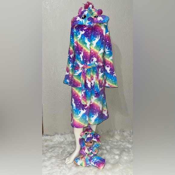 COPY - Doctor Unicorn matching doll & girl unicorn bathrobe. - Picture 2 of 5